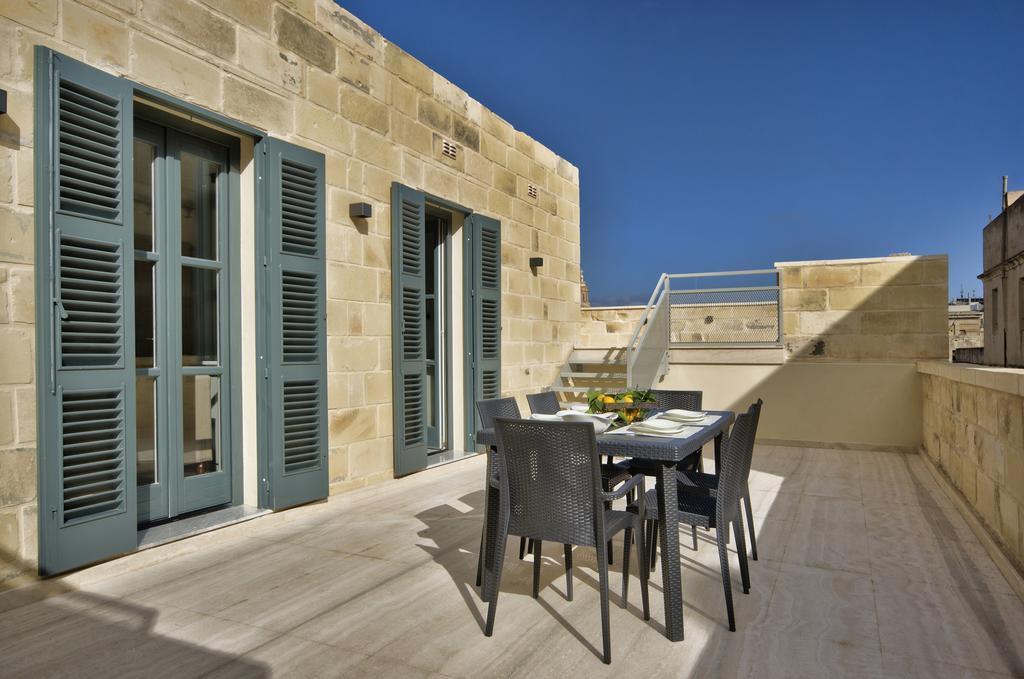 10 Strait Street Apartments Valletta Luaran gambar